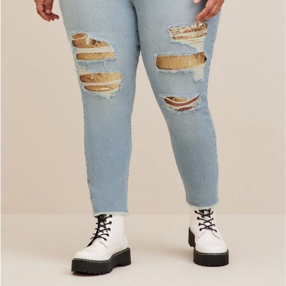 5/$30. High rise straight cut jeans - Picture 2 of 6